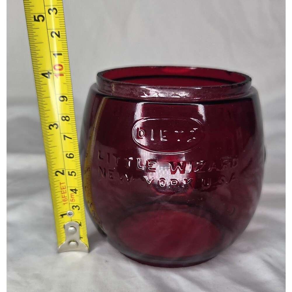 Dietz Little Wizard Ruby Red Lantern Loc Nob Globe 4” Glass Made in N.Y. USA